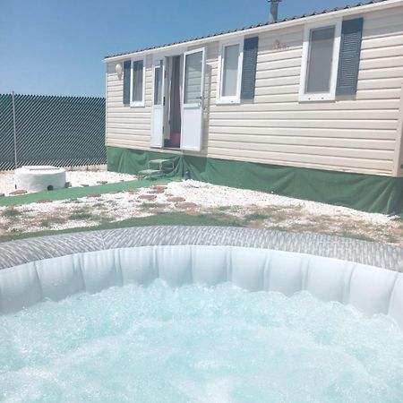 Casita Mh Acogedora Para 6 Con Jacuzzy Chiclana de la Frontera Bagian luar foto