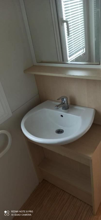 Casita Mh Acogedora Para 6 Con Jacuzzy Chiclana de la Frontera Bagian luar foto